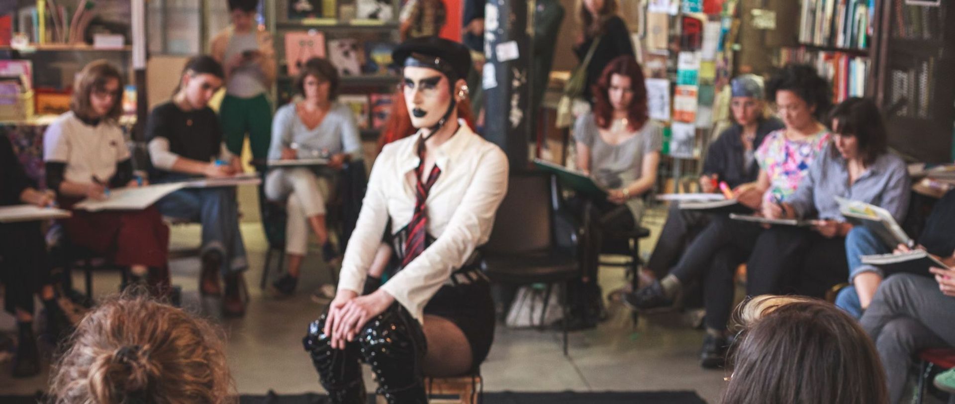 Esquis(s)e drag queer